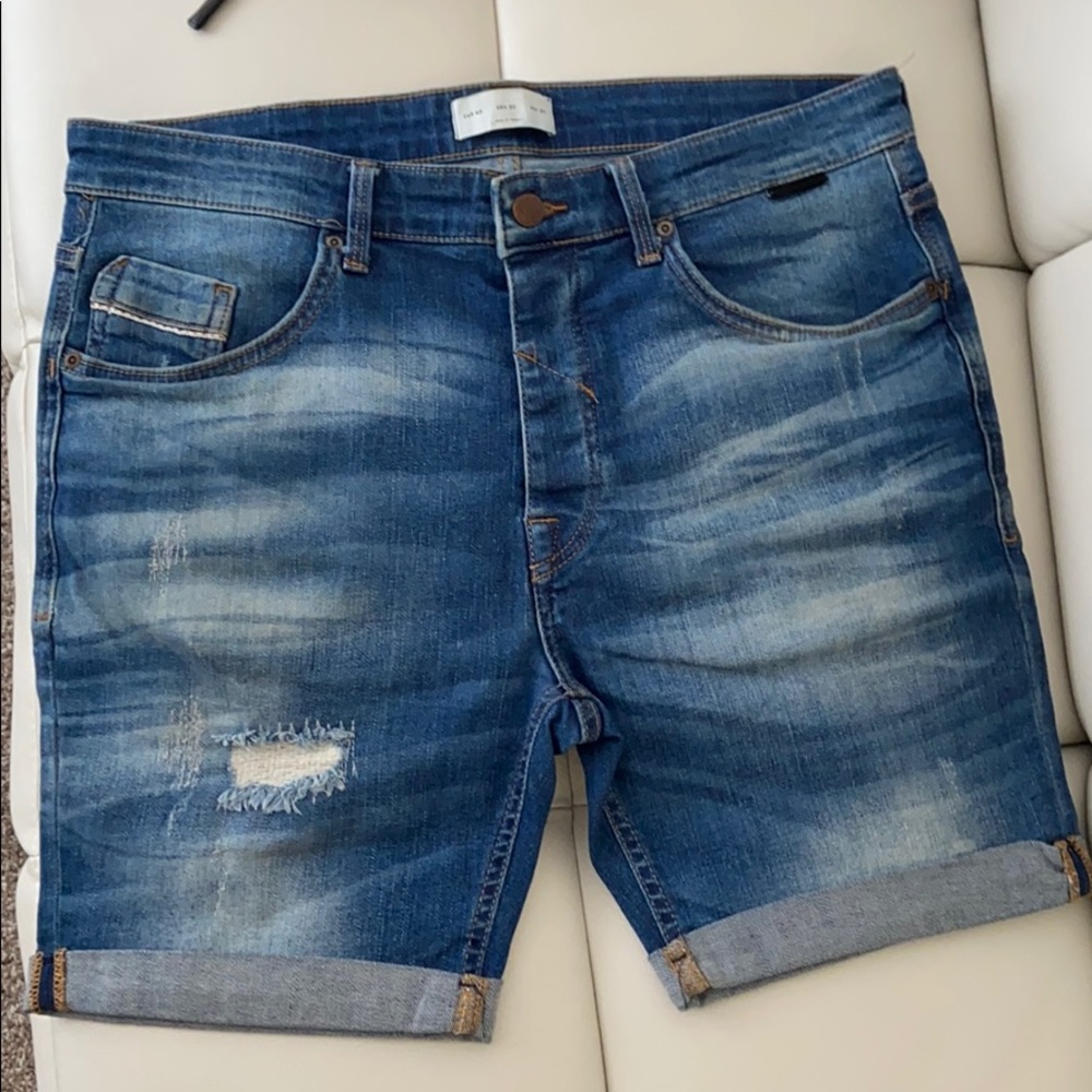 Zara Man Jean shorts
